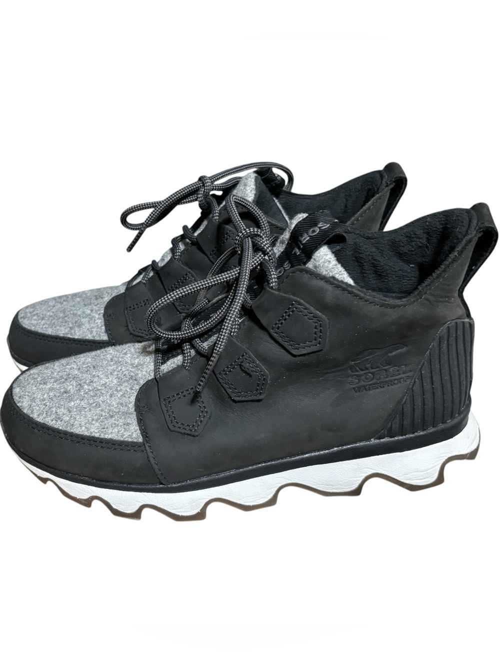 Sorel Kinetic Caribou Waterproof Winter Boots Women's Size 8.5 Gray Black - Picture 3 of 10